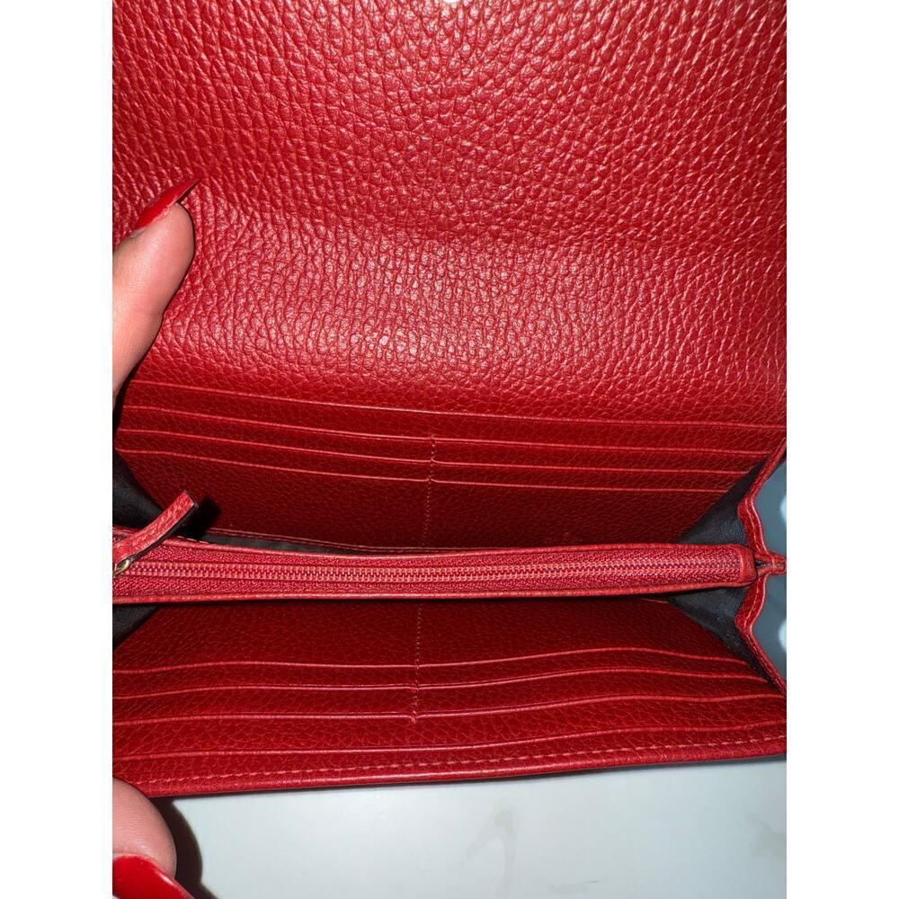 Gucci GG Marmont Continental Wallet in Red Leather - Picture 2 of 8